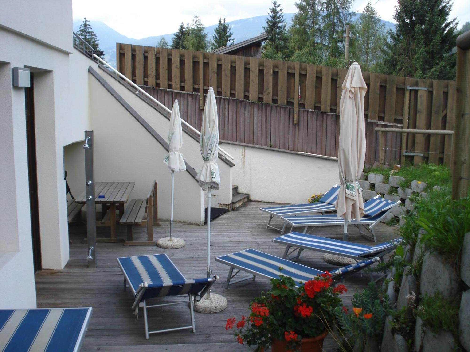 Sporthotel Rasen Разун-ди-Сотто Экстерьер фото